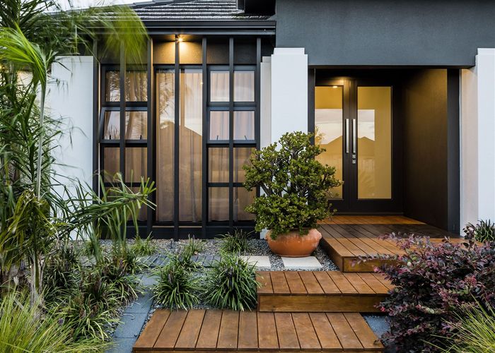  at 56 Helen June Avenue, Flagstaff, Hamilton