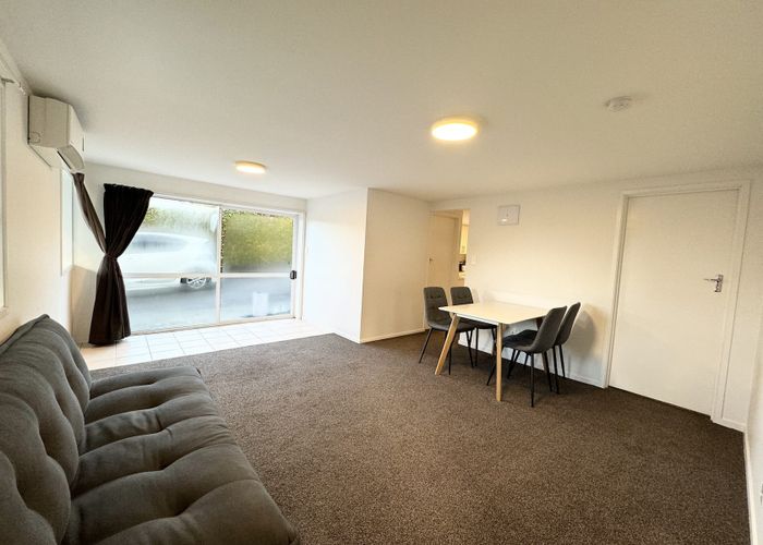  at 25 Alton Avenue, Hillcrest, Auckland