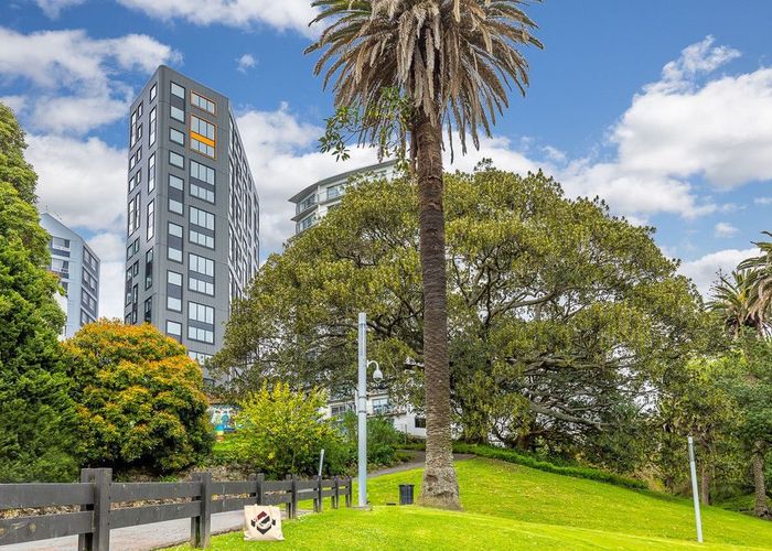  at 604/7 Scotia Place, City Centre, Auckland City, Auckland