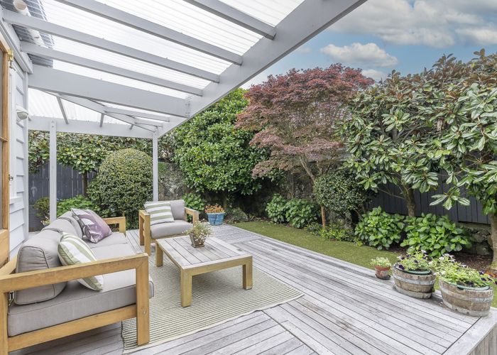  at 37 Kenneth Avenue, Sandringham, Auckland City, Auckland