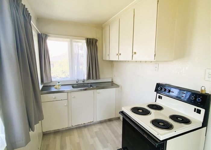  at 2/35 Fir Street, Waterview, Auckland City, Auckland