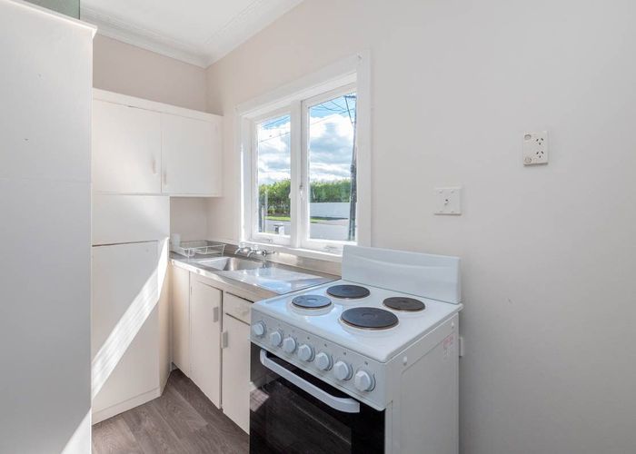  at 1A/268 Meola Road, Point Chevalier, Auckland City, Auckland
