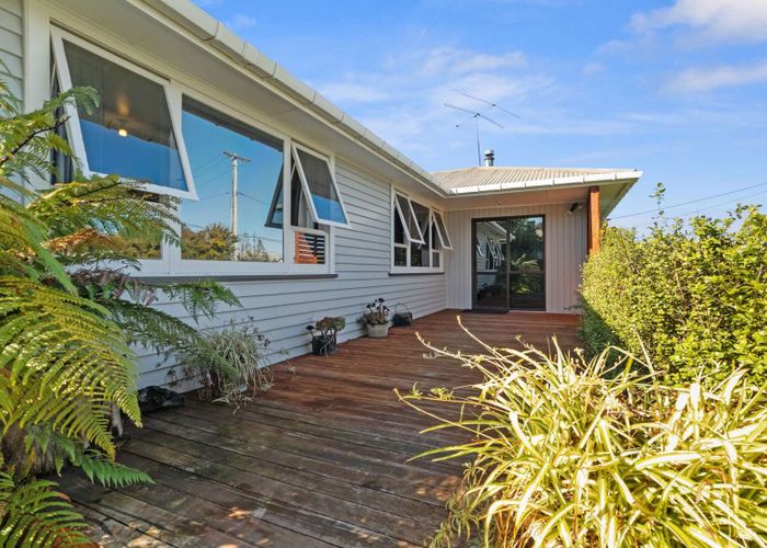  at 8 Daphne Street, Outer Kaiti, Gisborne
