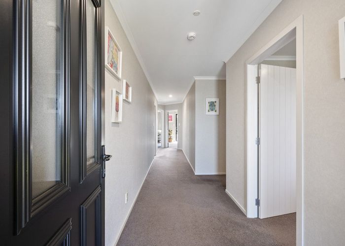  at 16 Chestnut Close, Kelvin Grove, Palmerston North