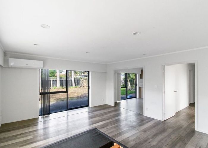  at 12 Chichester Drive, Rosehill, Papakura, Auckland