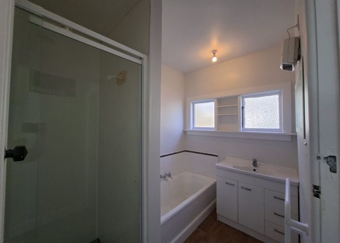  at 84 Wharenui Road, Riccarton, Christchurch City, Canterbury