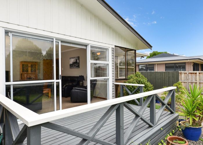  at 12 Thorpe Street, Fairview Downs, Hamilton