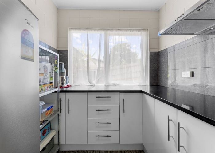  at 7 Phoenix Place, Papatoetoe, Auckland