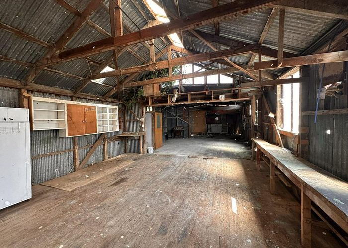  at 5 Shore Street, Andersons Bay, Dunedin, Otago