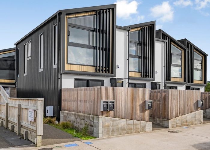  at 4/14 Birch Street, Hutt Central, Lower Hutt