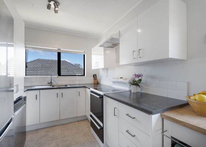  at 2/35 Grotto Street, Onehunga, Auckland City, Auckland