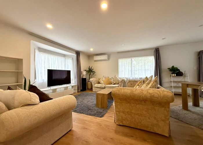  at 2/279 Hobsonville Road, Hobsonville, Waitakere City, Auckland