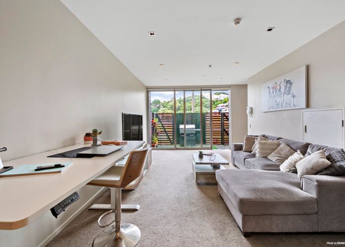  at H104/326 Evans Bay Parade, Hataitai, Wellington