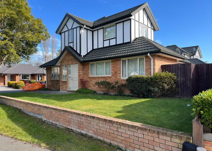  at 49 Chesterfield Mews, Avonhead, Christchurch City, Canterbury