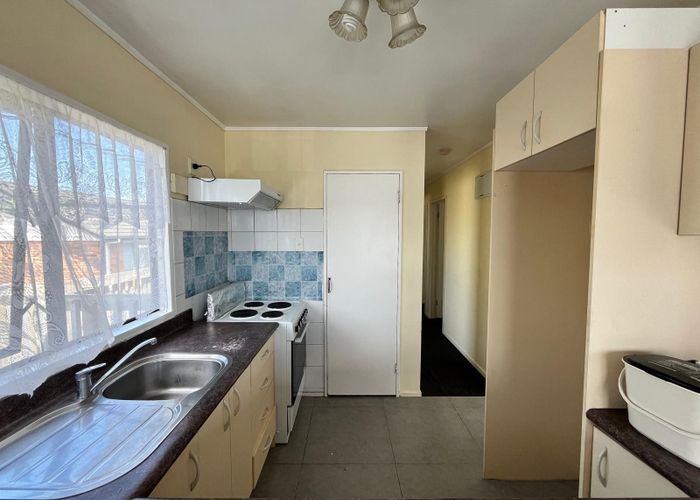  at 25A Swaffield Road, Papatoetoe, Manukau City, Auckland