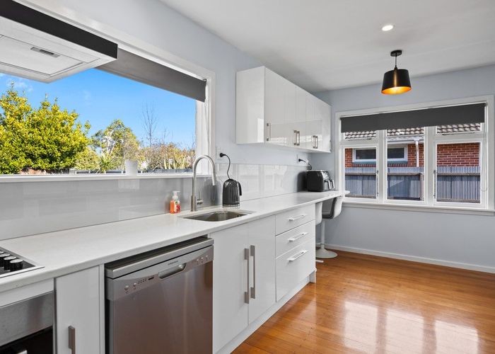  at 72 Dunedin Street, Redwood, Christchurch City, Canterbury