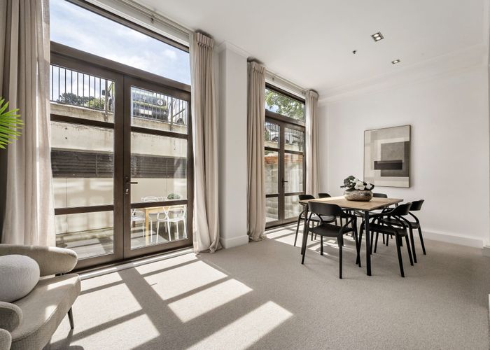  at 8/254 Willis Street, Te Aro, Wellington