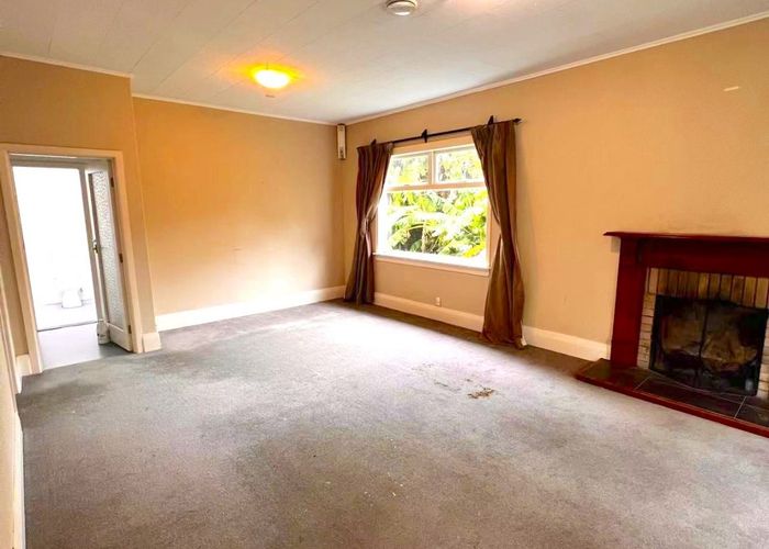  at 2 Keystone Avenue, Mount Roskill, Auckland City, Auckland