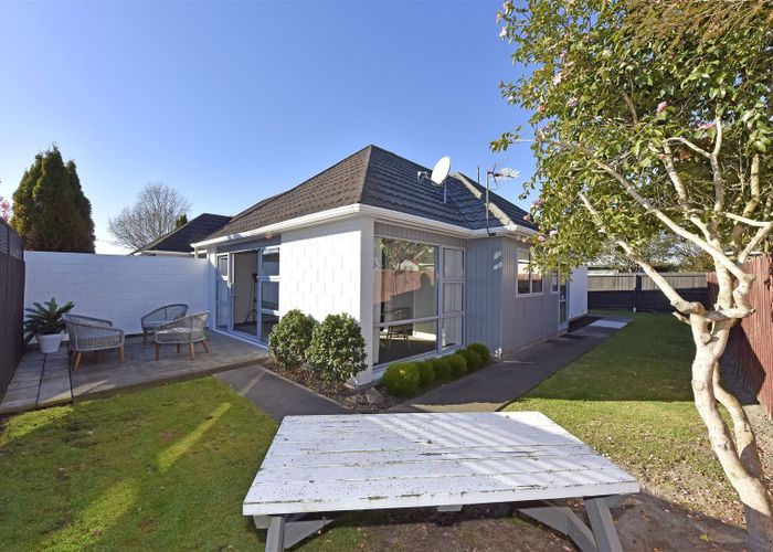  at 2/9A Norfolk Street, St Albans, Christchurch