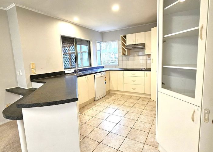 at 1 lyttelton ave, Forrest Hill, North Shore City, Auckland