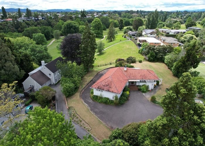  at 12 Kelly Place, Chartwell, Hamilton