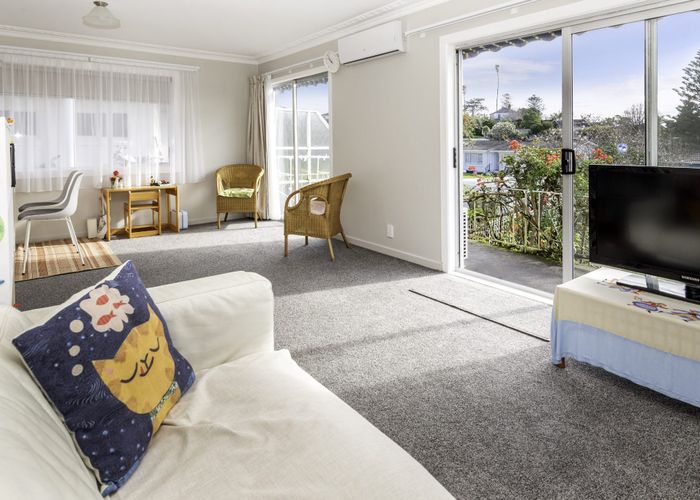  at 1/15 Kayeleen Place, Cockle Bay, Manukau City, Auckland