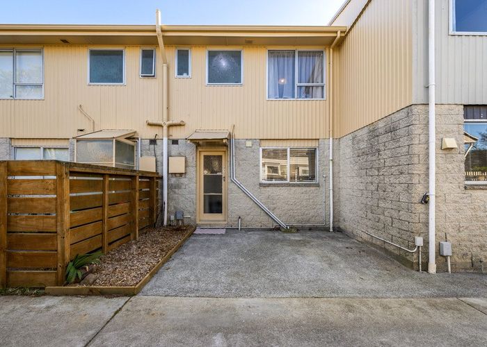  at 3/34 Devon Street, Sydenham, Christchurch City, Canterbury