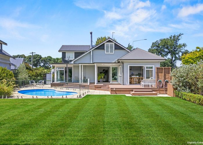  at 3 Strowan Road, Strowan, Christchurch City, Canterbury