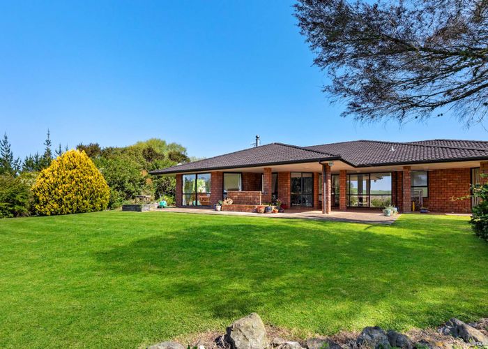  at 54 Worsnop Way, Albany