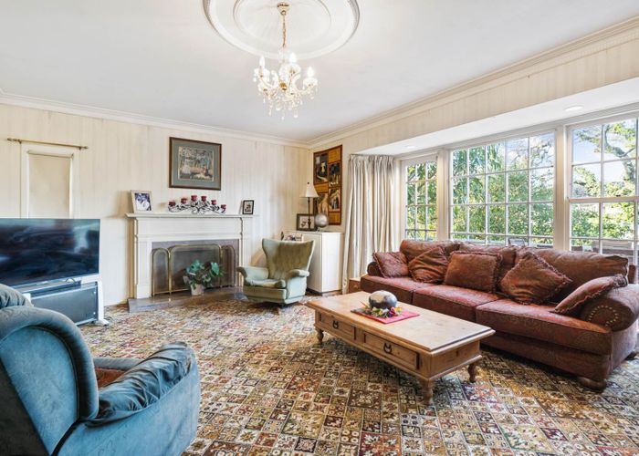  at 128 Mountain Road, Epsom, Auckland