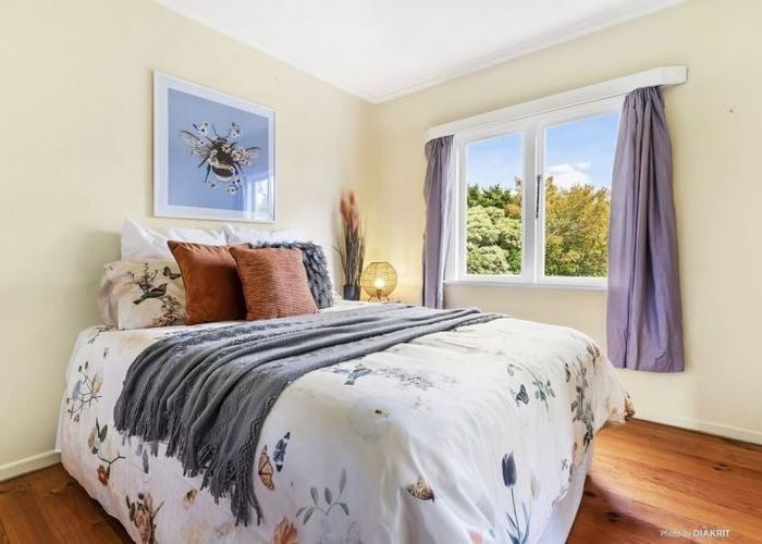  at 32a Charlotte Av, Brooklyn, Wellington, Wellington