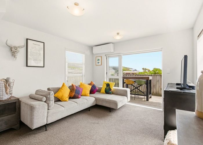  at 5/14 Tireti Road, Titahi Bay, Porirua, Wellington