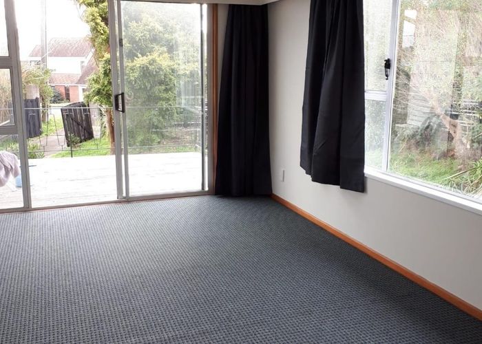  at 8 Tahi Road, Paraparaumu Beach, Kapiti Coast, Wellington