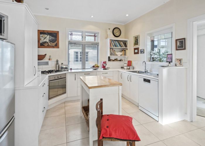  at 33 Mains Avenue, Kensington, Whangarei
