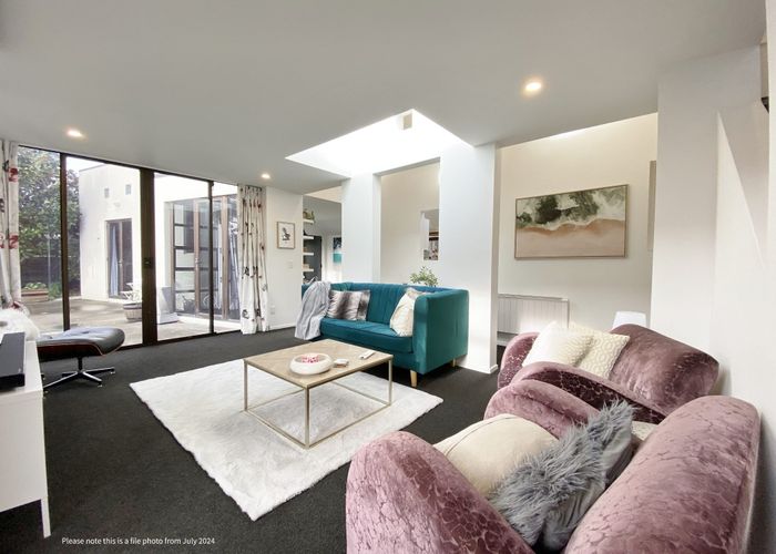  at 74C Glandovey Road, Fendalton, Christchurch City, Canterbury