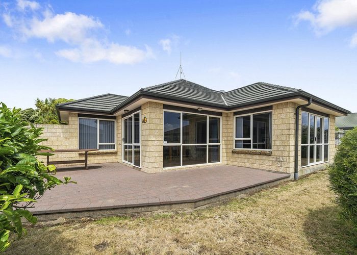  at 21 Kotuku Drive, Paraparaumu Beach, Kapiti Coast, Wellington