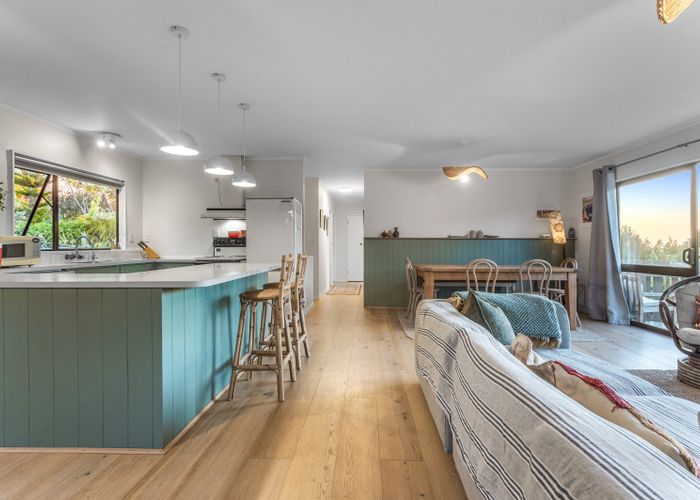  at 44 Kennedy Road, Surfdale, Waiheke Island, Auckland