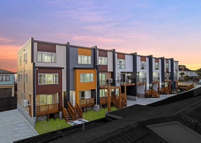  at Lot 5/8 Reeves Avenue, Papatoetoe, Manukau City, Auckland