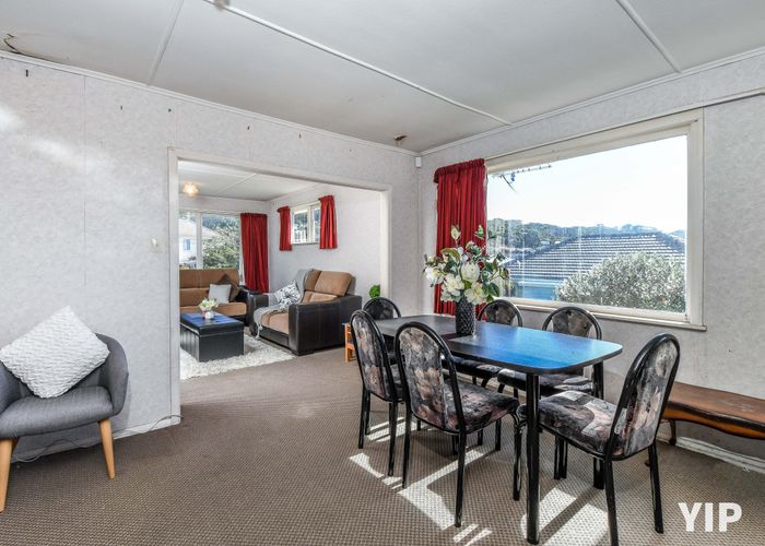  at 3 Aparangi Crescent, Elsdon, Porirua