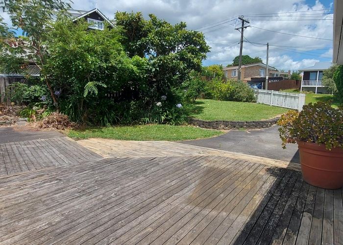  at 129 McLeod Road, Te Atatu South, Waitakere City, Auckland