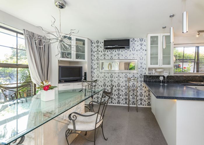  at 439 Memorial Avenue, Burnside, Christchurch