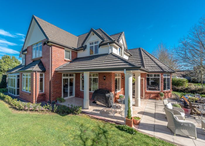  at 352 Lake View Drive, Karapiro, Cambridge