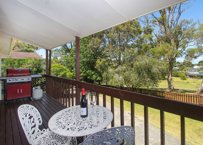 at 1/56 Knightsbridge Drive, Forrest Hill, Auckland