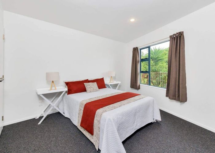  at 10/53 The Avenue, Albany, Auckland