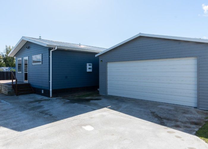  at 6 Forth Crescent, Glenview, Hamilton