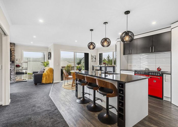  at 152 Endeavour Drive, Whitby, Porirua