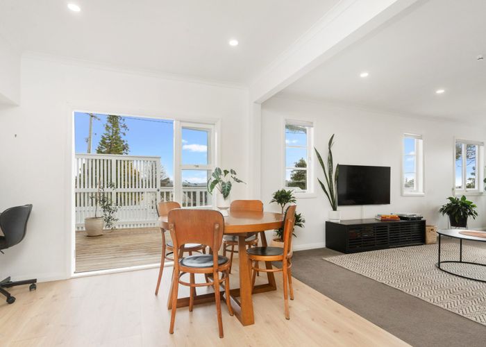  at 25 Evans Road, Glen Eden, Auckland