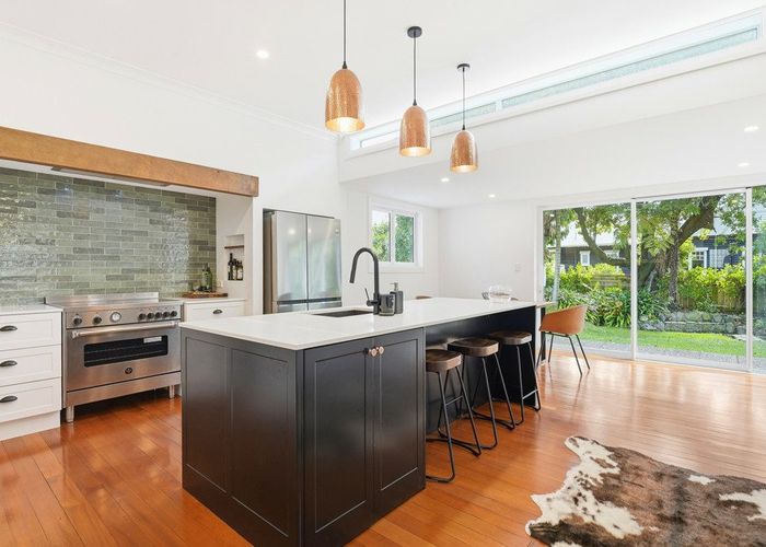  at 5 Parkes Avenue, Saint Johns Hill, Whanganui, Manawatu / Whanganui