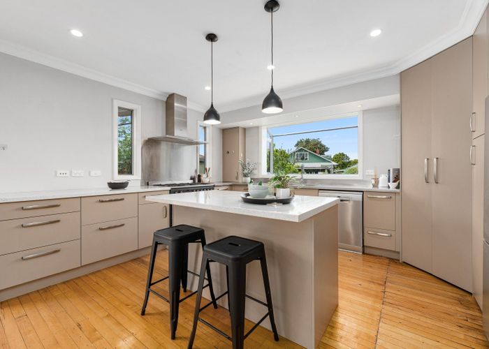  at 4 Marsden Place, Awapuni, Palmerston North, Manawatu / Whanganui