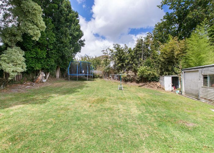  at 55 Larissa Avenue, Henderson, Auckland